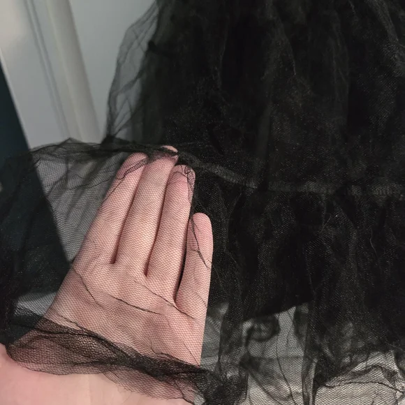 Lindy Bop Black Layered Tulle Skirt - Picture 2 of 3